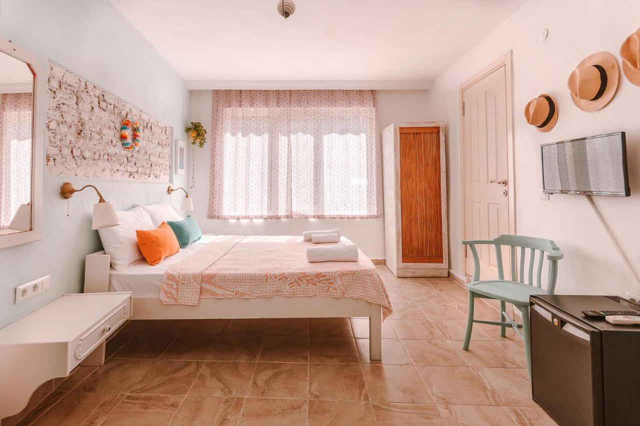 Kuytu Terrace Bed And Breakfast Kas Bagian luar foto