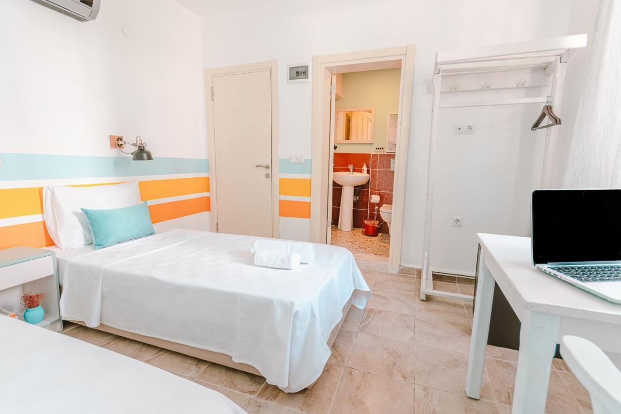 Kuytu Terrace Bed And Breakfast Kas Bagian luar foto